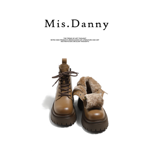 與愛私奔雪地靴女2025新款秋冬加絨加厚大棉鞋爆款靴子女馬丁短靴