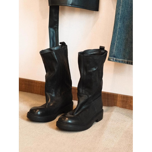 牛皮版~真皮復古黑色圓頭褶皺中筒靴子女堆堆靴英倫風騎士靴短靴