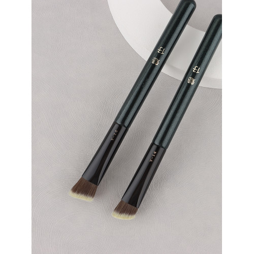 魅仔Y14三角高光刷啞光斜坡面部熨斗刷軟毛侷部精準提亮化妝刷子