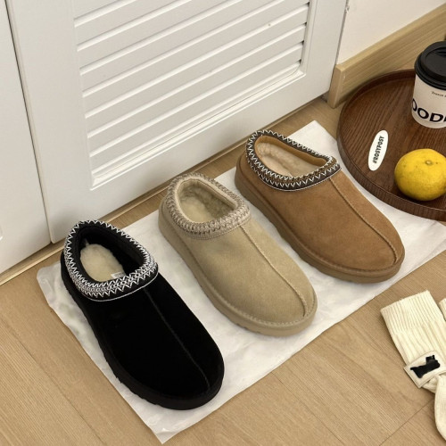 2025冬季新款平底民族風雪地靴加絨包頭厚底皮毛保暖編織情侶棉鞋