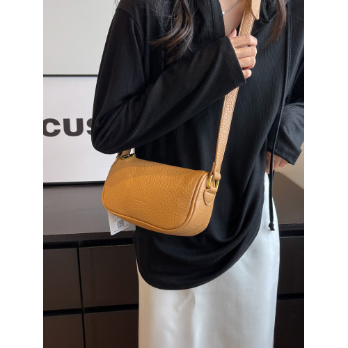 今年流行爆款小包包新款2025小衆簡約腋下包馬鞍包百搭單肩斜後後背包