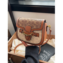 小包包女2026新款時尚復古高級感寬肩帶馬鞍包小衆設計單肩斜後後背包