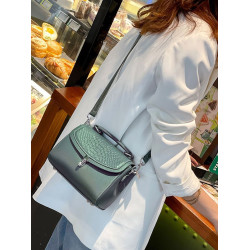 真皮休閒女包小方包2026春季新款頭層牛皮斜背手提小包包兩根肩帶