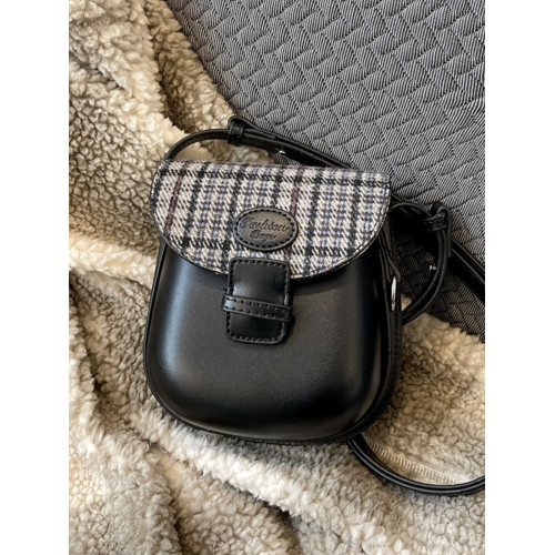 復古通勤馬鞍小包包女2026新款秋季流行斜背豆豆包磨砂迷你手機包