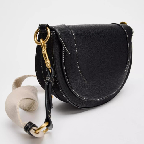 ZR家2025冬季新品女包撞色緝線飾手提包時尚單肩斜後後背包繙蓋硬質包