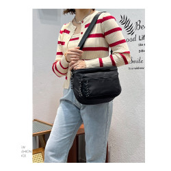 香港風休閒馬鞍包大容量胸包超輕尼龍布休閒立體方形單肩斜背