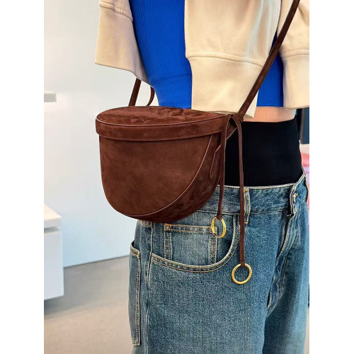 特價麂皮磨砂牛皮盒子包真皮裝飾馬鞍包半月包高級感單肩斜後後背包女