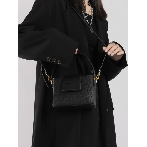 木川卡原創小衆設計手提包韓系復古盒子小方包單肩斜後後背包2026新款