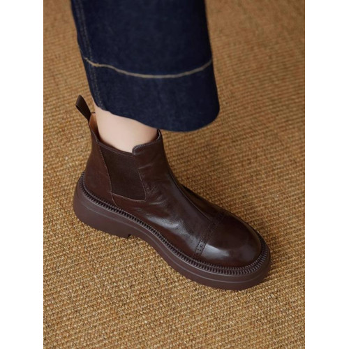 巨柔軟小羊皮厚底切爾西短靴女2026秋冬新款黑色英倫風圓頭馬丁靴