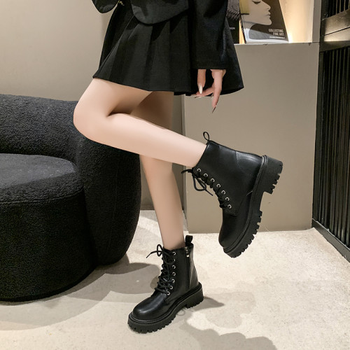 馬丁靴女2026秋冬白色靴子女英倫風厚底中筒短靴透氣女款單靴薄款 馬丁靴女2026秋冬白色靴子女英倫風厚底中筒短靴透氣女款單靴薄款