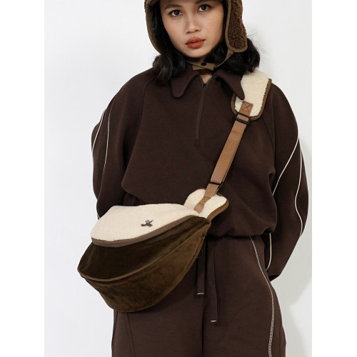 nullbag空形小衆毛絨包原創羊羔絨秋冬女斜後後背包毛毛馬鞍包百搭