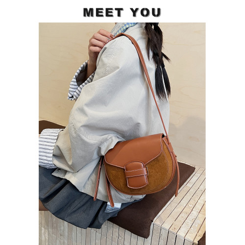 超火單肩馬鞍包包女式2025新款秋冬高級感輕奢小衆不撞款斜背小包