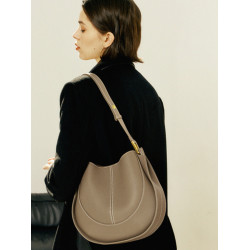 新款2025頭層牛皮斜後後背包小衆輕奢女包設計單肩馬鞍包包時尚女包