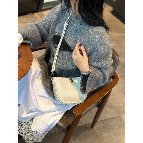 春季真皮小包包女2024新款時尚簡約洋氣單肩斜後後背包休閒百搭馬鞍包