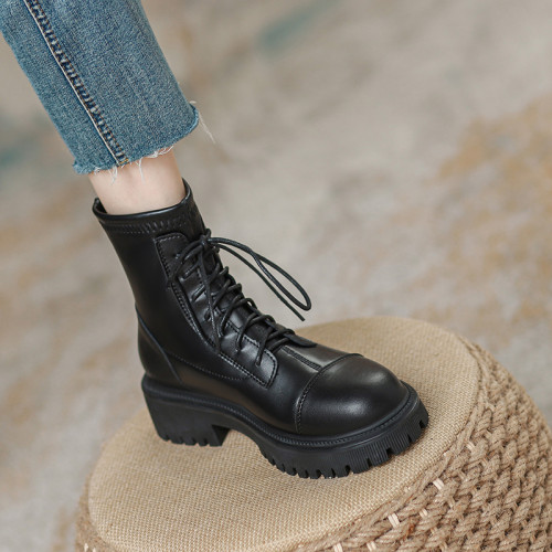 2026年新款厚底八孔馬丁靴女小個子秋英倫風內增高短靴夏季靴子潮