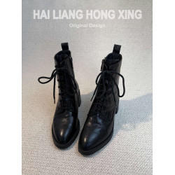 羊皮版~馬丁靴女新款英倫風百搭尖頭粗跟系帶側拉鍊顯瘦高跟短靴