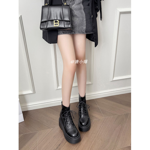 12cm馬丁靴女小個子松糕厚底靴子2025新款顯瘦內增高白色英倫短靴