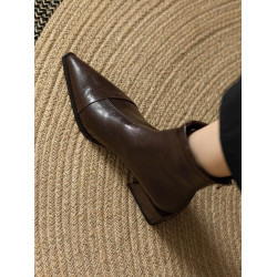 法式復古棕色羊皮粗跟彈力瘦瘦靴女秋冬新款中跟尖頭小短靴英倫風