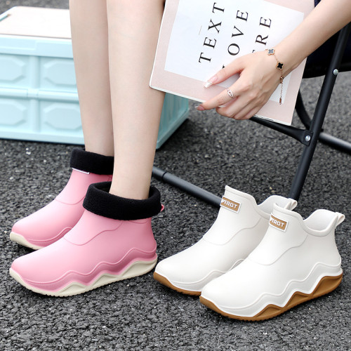 新款短筒雨鞋男女時尚水鞋情侶防水防滑膠鞋保暖廚房工作平底雨靴