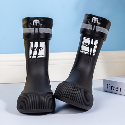 雨鞋女款成人柔軟日系時尚防滑防水鞋加絨輕便耐磨雨靴可愛的雨靴