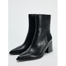 ZA黑色尖頭短靴女粗跟拉鍊高跟馬丁靴真皮短筒瘦瘦靴百搭秋冬靴子