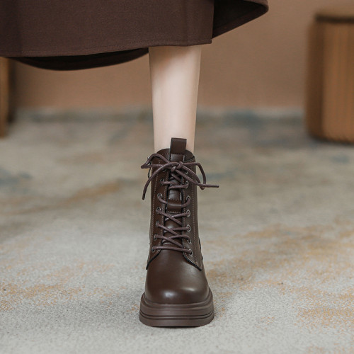 內增高馬丁靴女款英倫風2026新款秋冬短靴粗跟厚底切爾西瘦瘦靴子 內增高馬丁靴女款英倫風2026新款秋冬短靴粗跟厚底切爾西瘦瘦靴子