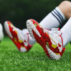 姆巴珮刺客兒童足球鞋男童小學生旋轉紐釦比賽球鞋女孩專業訓練鞋