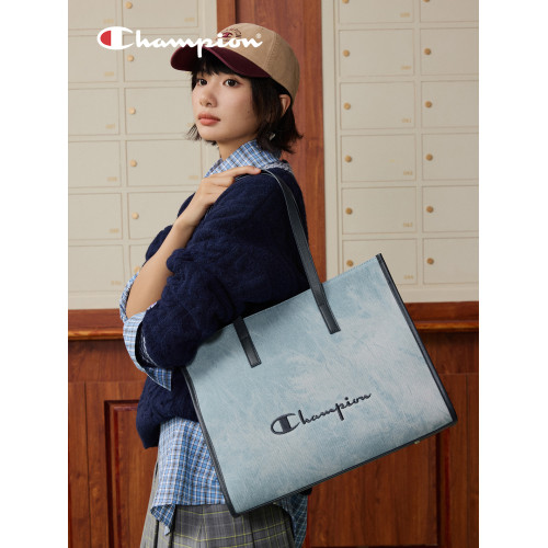 champion冠軍26春季新款方形托特包女士通勤上班電腦包單肩大容量 champion冠軍26春季新款方形托特包女士通勤上班電腦包單肩大容量