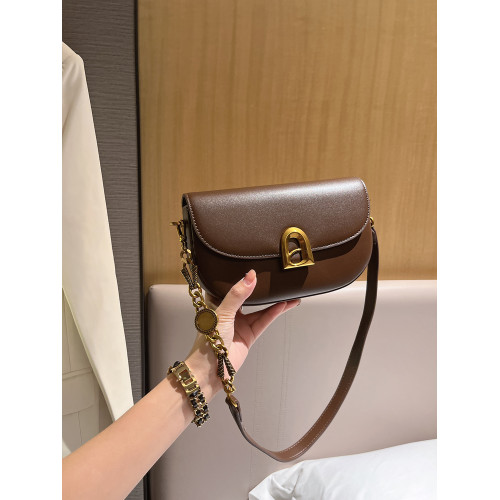 馬鞍包包女2025新款春夏百搭單肩斜後後背包小衆質感今年流行腋下女包