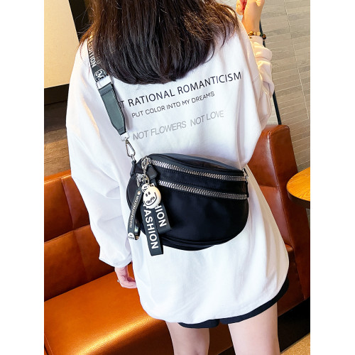 輕便防水牛津布斜後後背包2026新款韓系小衆百搭運動風馬鞍包流行女包