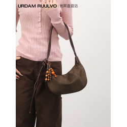UR麂皮絨磨砂馬鞍包女式2025新款冬季日常百搭通勤單肩斜背餃子包