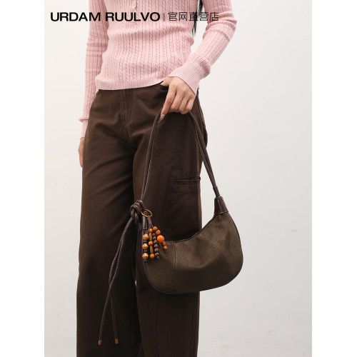 UR麂皮絨磨砂馬鞍包女式2025新款冬季日常百搭通勤單肩斜背餃子包