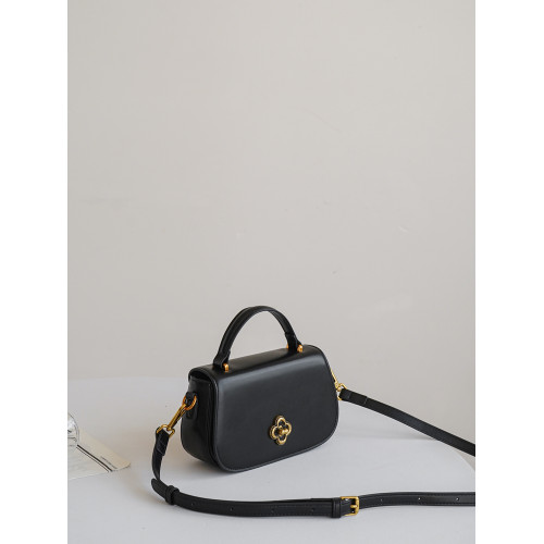 小衆設計包包女2025新款斜後後背包高級感手拎小包時尚百搭單肩腋下包