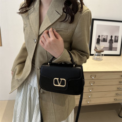 美國進口秋季新款簡約風女士手提腋下包時尚單肩斜後後背包小方包