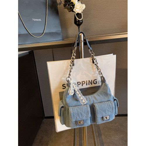 今年流行復古牛仔時髦腋下包女2025新款機車包休閒百搭單肩斜後後背包