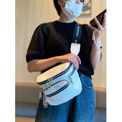 網紅爆款馬鞍包2026新款斜後後背包女小衆簡約字母寬肩帶單肩包半圓包