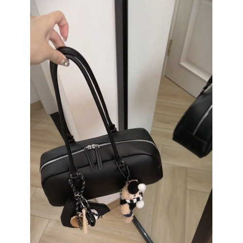 真皮大容量托特包包女2026新款高級感通勤手提單肩保齡球波士頓包 真皮大容量托特包包女2026新款高級感通勤手提單肩保齡球波士頓包