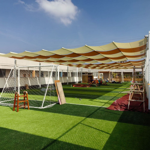 學校操場隔熱電動遮陽蓬泳池電動遮陽簾折曡遮陽棚波浪天幕上門裝