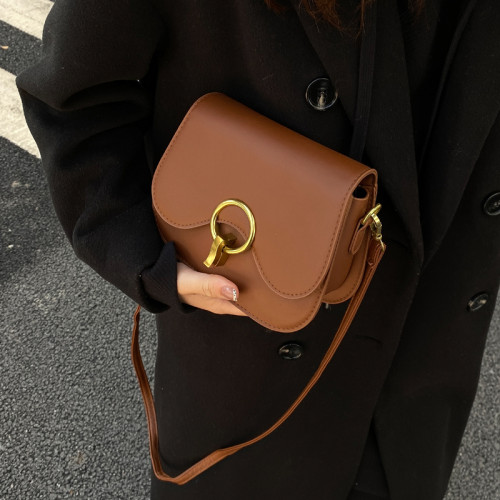 今年流行包包女ins小衆高級感2025新款質感復古馬鞍包斜後後背包小包