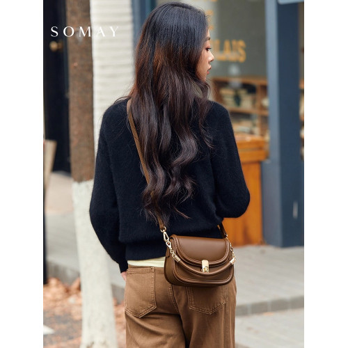 秋冬包包女式2026新款百搭單肩斜後後背包白色小衆設計手提馬鞍女包小