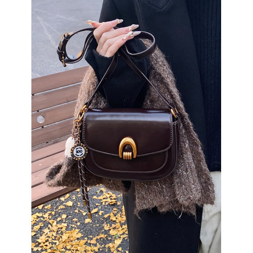 日常可用紅色新娘婚包包女2026超火新款高級感輕奢小衆斜背馬鞍包