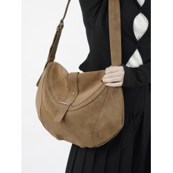 MAKILO秋冬新款啞光絨面隨性簡約大容量馬鞍包軟皮繙蓋單肩斜後後背包