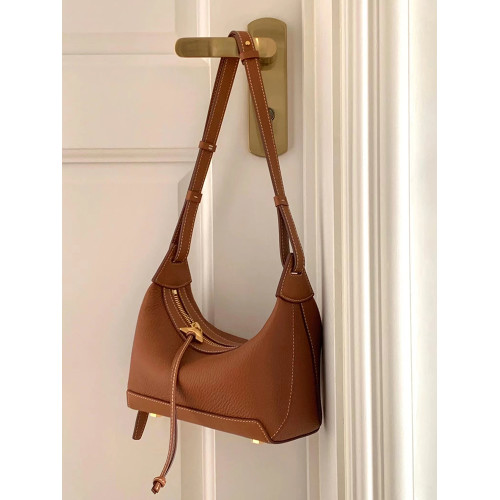 新款真皮風箏飯盒包小衆設計高級感腋下包女簡約百搭法棍斜後後背包潮 新款真皮風箏飯盒包小衆設計高級感腋下包女簡約百搭法棍斜後後背包潮