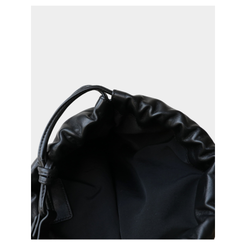 2025新款羊皮編織餃子包垃圾袋抽繩腋下包手拿信封包單肩斜後後背包女