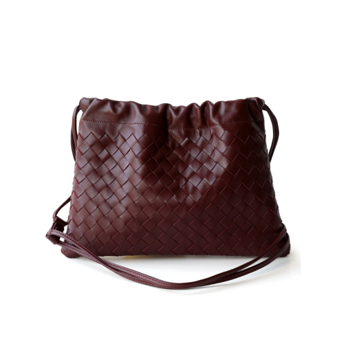 2025新款羊皮編織餃子包垃圾袋抽繩腋下包手拿信封包單肩斜後後背包女