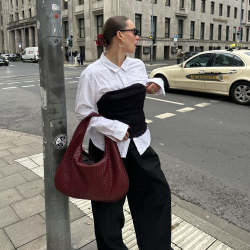 秋冬編織女包餃子包簡約通勤單肩包秋冬歐美時尚休閒大包 秋冬編織女包餃子包簡約通勤單肩包秋冬歐美時尚休閒大包