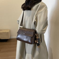 香港品牌真皮包包女2026春夏新款高級感復古小方包時尚單肩斜後後背包