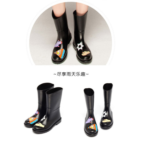雲鑽雨鞋女時尚款外穿成人雨靴中筒貼花套鞋防滑防水膠鞋輕便水鞋 雲鑽雨鞋女時尚款外穿成人雨靴中筒貼花套鞋防滑防水膠鞋輕便水鞋