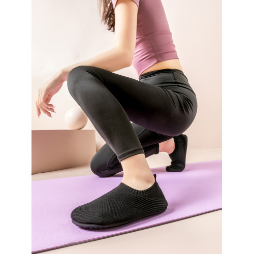 室內瑜珈鞋女家用軟底防滑居家跳操健身鞋舞蹈專用綜合飛織訓練鞋