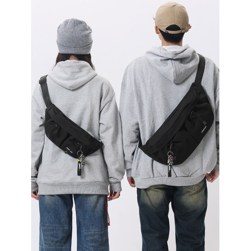 2025新款潮酷大容量胸包男士運動騎行單肩後後後背包工裝出行斜後後背包女